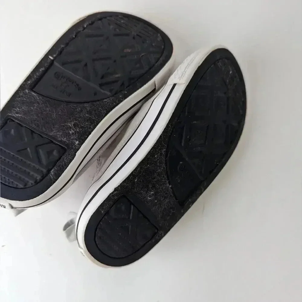 Converse Kid's Chuck Taylor All Star 2V Sneaker -8